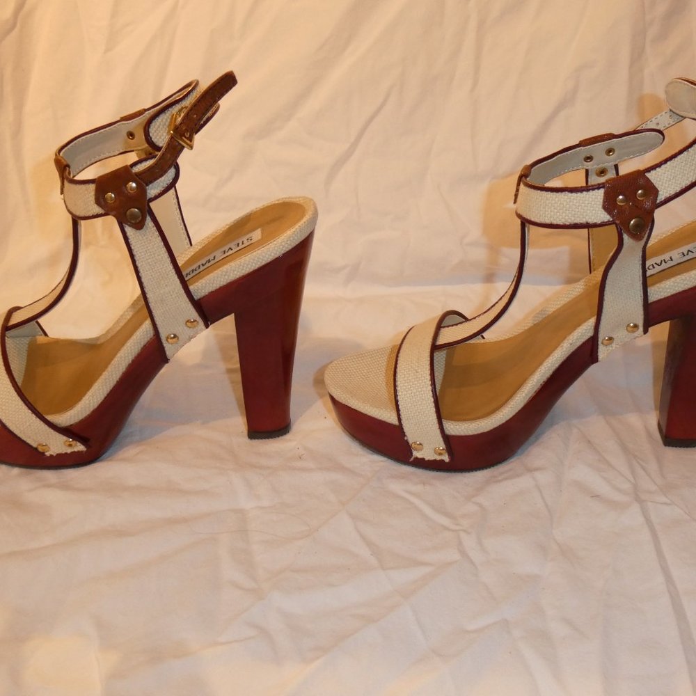 Platform Sandals - Picture 4 of 5